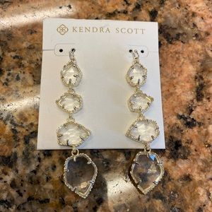 Kendra scott drop earrings gold
